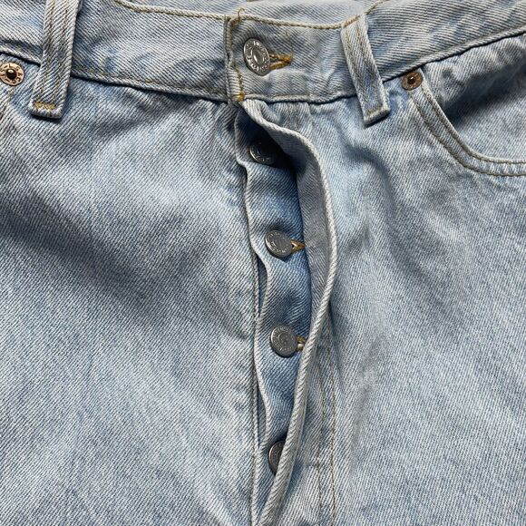 Vintage 501 Levis Jeans Denim Men’s 32”x31” Button Fly USA 1991 Light Wash - Picture 10 of 12